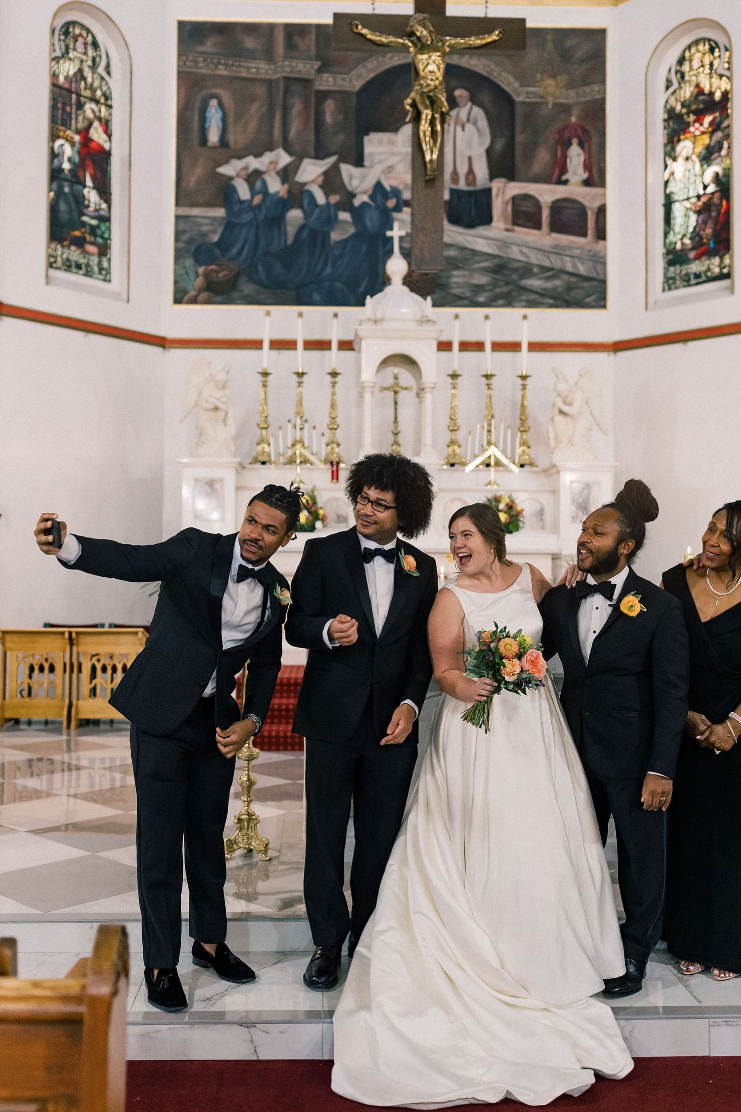 Wedding day details at Saint Vincent De Paul