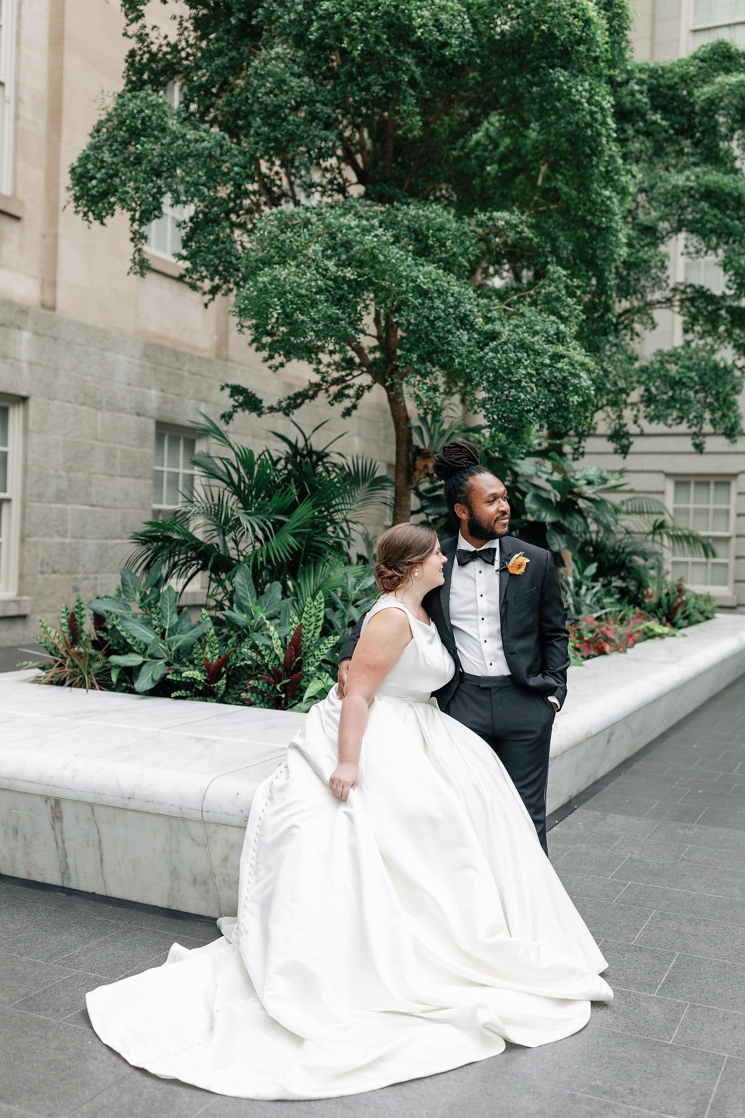 National Portrait Gallery Wedding portraits in Washington DC a black tie wedding