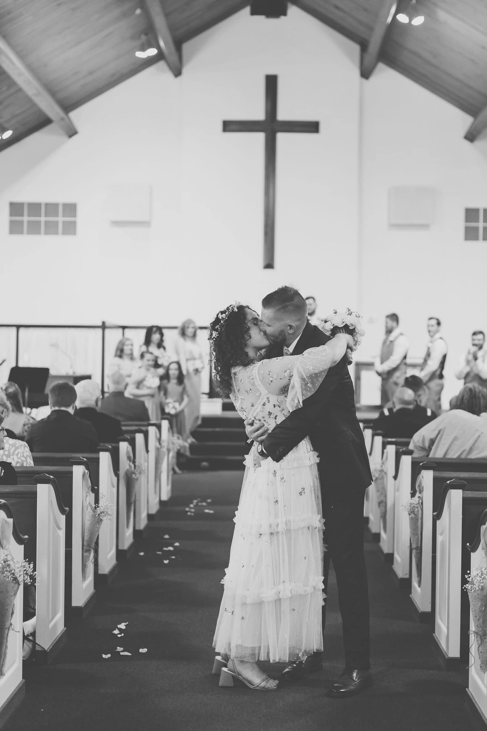 zack and sarah a eldersburg maryland wedding at liberty Presbyterian church
