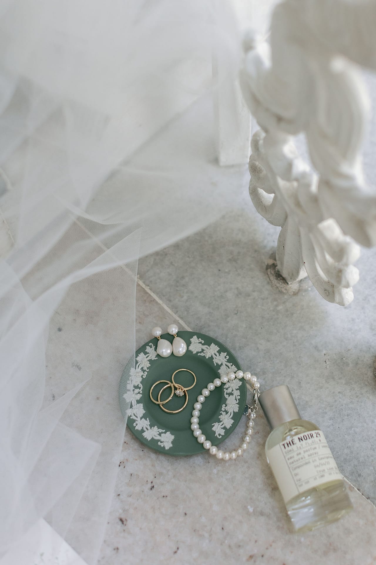 Kipton Monaco hotel in DC wedding details wedding perfume, wedding jewlery