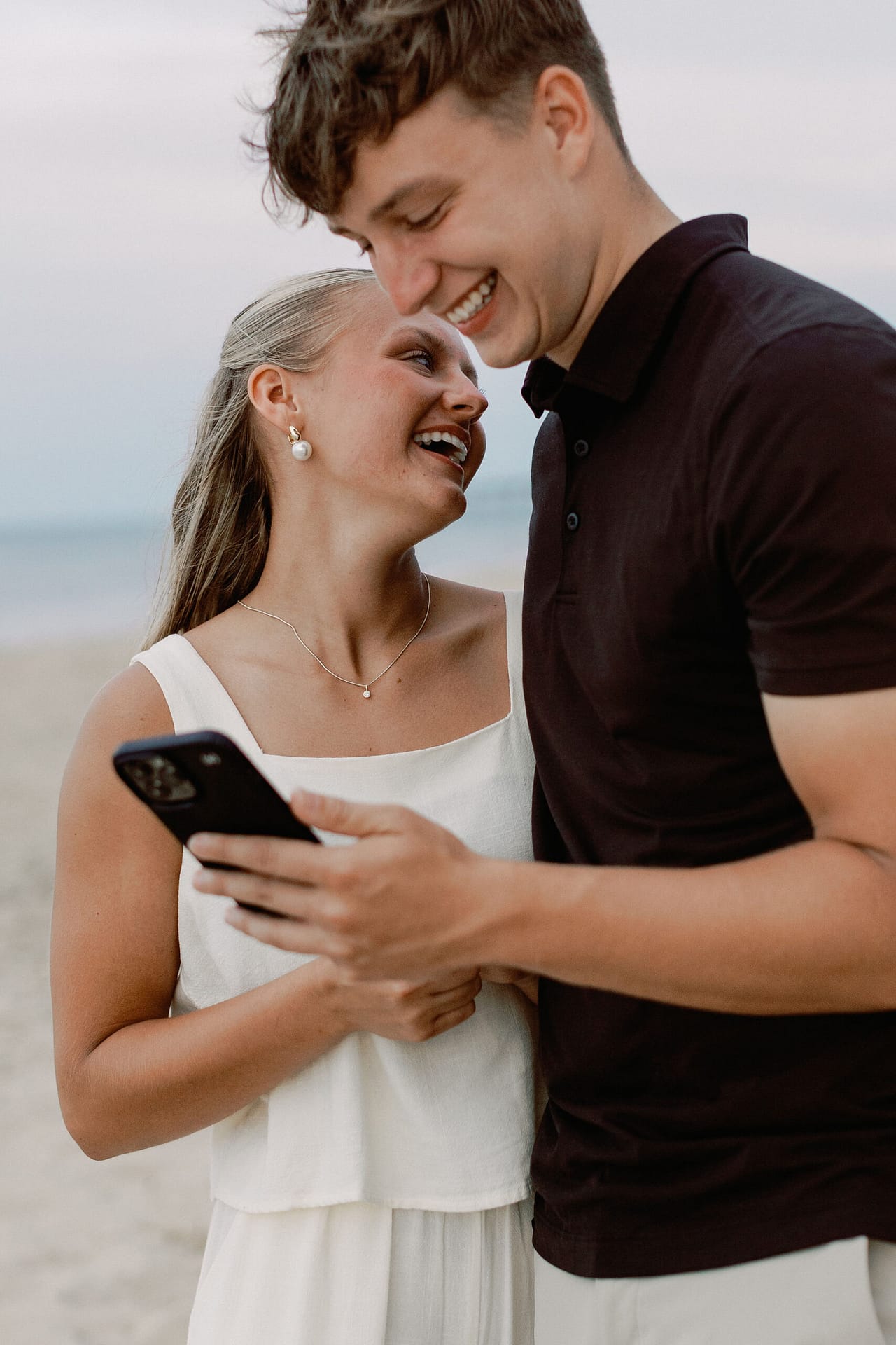 beach proposal photography inspiration