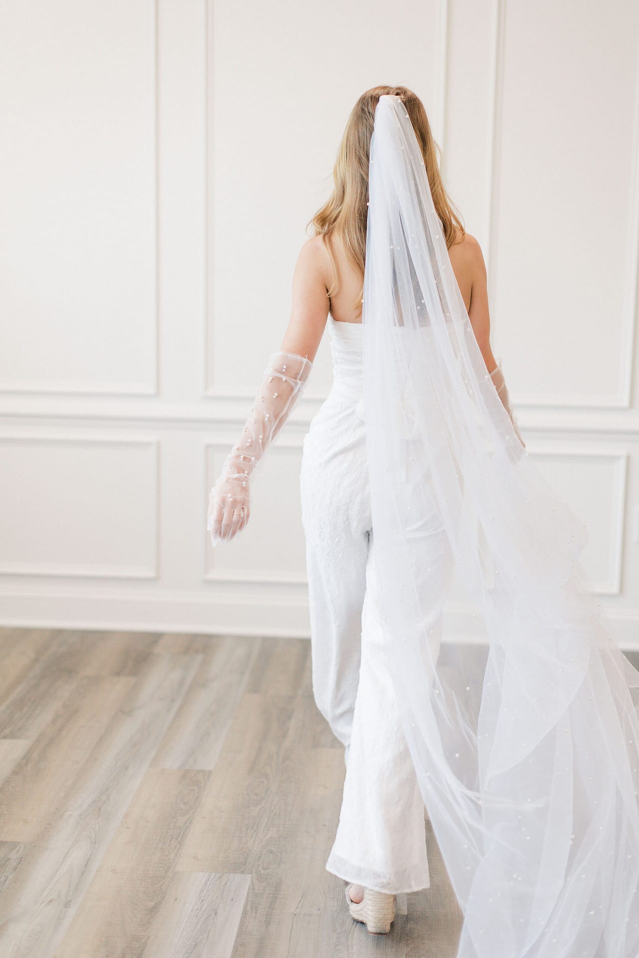 editorial and documentary style bridal shoot